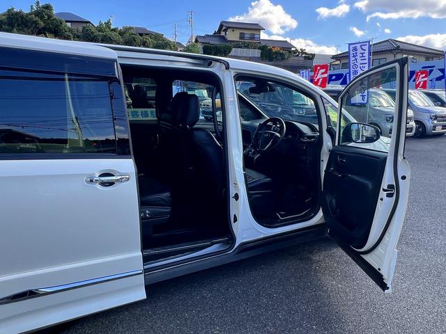 ヴォクシー ZS 煌III☆純正9インチナビ☆両側パワスラ☆試乗OK☆ 4WD☆純正9インチナビ☆フリップダウンモニター☆バックカメラ☆両側パワースライドドア☆革調シートカバー☆車高調☆LEDライト☆セーフティセンス☆スマートキー☆アイドリングストップ☆ETC☆試乗OK(40枚目)