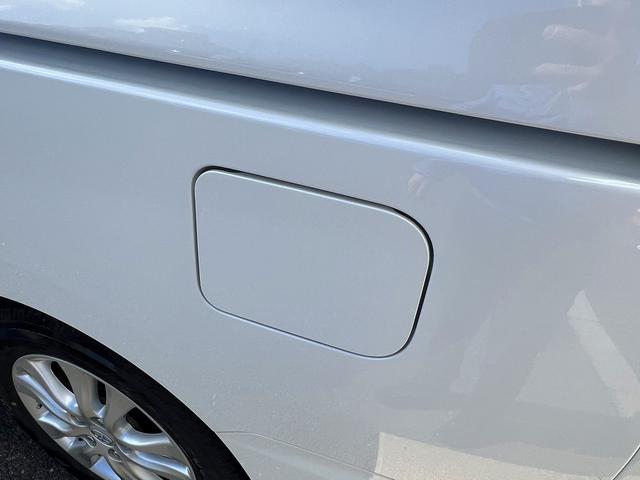 ヴォクシー ZS 煌III☆純正9インチナビ☆両側パワスラ☆試乗OK☆ 4WD☆純正9インチナビ☆フリップダウンモニター☆バックカメラ☆両側パワースライドドア☆革調シートカバー☆車高調☆LEDライト☆セーフティセンス☆スマートキー☆アイドリングストップ☆ETC☆試乗OK(45枚目)