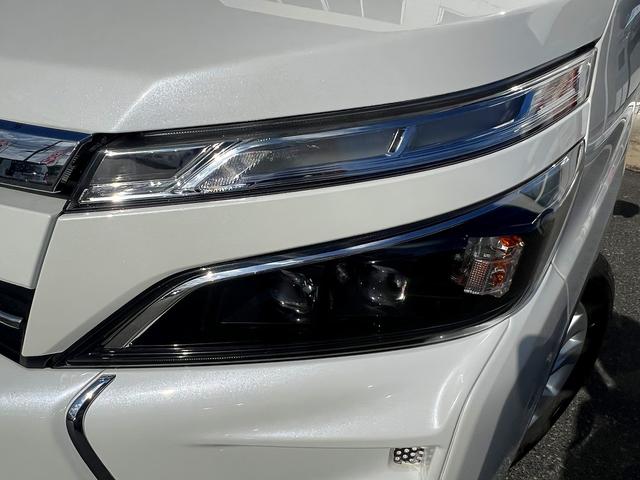 ヴォクシー ZS 煌III☆純正9インチナビ☆両側パワスラ☆試乗OK☆ 4WD☆純正9インチナビ☆フリップダウンモニター☆バックカメラ☆両側パワースライドドア☆革調シートカバー☆車高調☆LEDライト☆セーフティセンス☆スマートキー☆アイドリングストップ☆ETC☆試乗OK(46枚目)