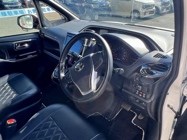 ヴォクシー ZS 煌III☆純正9インチナビ☆両側パワスラ☆試乗OK☆ 4WD☆純正9インチナビ☆フリップダウンモニター☆バックカメラ☆両側パワースライドドア☆革調シートカバー☆車高調☆LEDライト☆セーフティセンス☆スマートキー☆アイドリングストップ☆ETC☆試乗OK(73枚目)