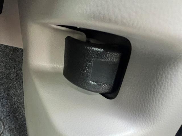 eKワゴン E☆ディスプレイオーディオ☆バックカメラ☆ETC☆試乗OK☆ ディスプレイオーディオ☆バックカメラ☆ブルートゥース☆運転席シートヒーター☆LEDヘッドライトバルブ☆ETC☆キーレス☆ベンチシート☆アームレスト☆ドラレコ☆14インチAW☆走行4.6万K☆試乗OK(22枚目)