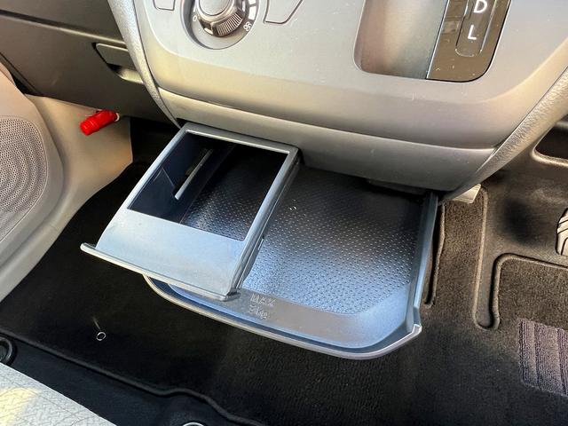 デイズ S☆メモリーナビ☆エマブレ☆ワンオーナー☆試乗OK☆ ワンオーナー☆フルセグメモリーナビ☆エマージェンシーブレーキ☆キーレスエントリー☆ETC☆アイドリングストップ☆ライトレベライザー☆ベンチシート☆アームレスト☆電動格納ミラー☆USB充電☆試乗OK(13枚目)