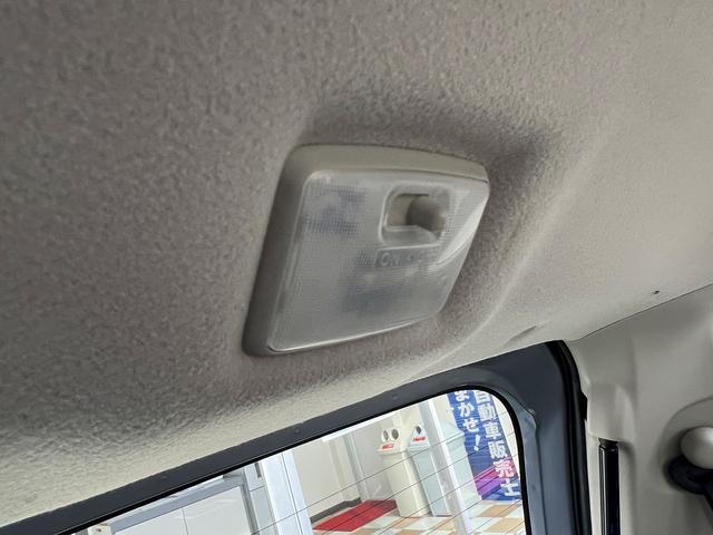 デイズ J☆SDナビ☆ヘッドライトレベライザー☆キーレス☆試乗OK☆ SDナビTV☆キーレスエントリー☆ETC☆ヘッドライトレベライザー☆ベンチシート☆アームレスト☆電動格納ミラー☆フロアマット☆ドアバイザー☆プライバシーガラス☆Wエアバッグ☆走行0.7万K☆試乗OK(17枚目)