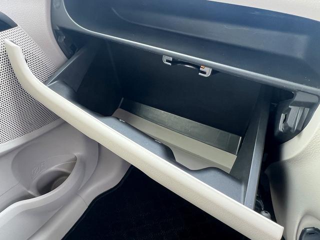 デイズ J☆SDナビ☆ヘッドライトレベライザー☆キーレス☆試乗OK☆ SDナビTV☆キーレスエントリー☆ETC☆ヘッドライトレベライザー☆ベンチシート☆アームレスト☆電動格納ミラー☆フロアマット☆ドアバイザー☆プライバシーガラス☆Wエアバッグ☆走行0.7万K☆試乗OK(23枚目)