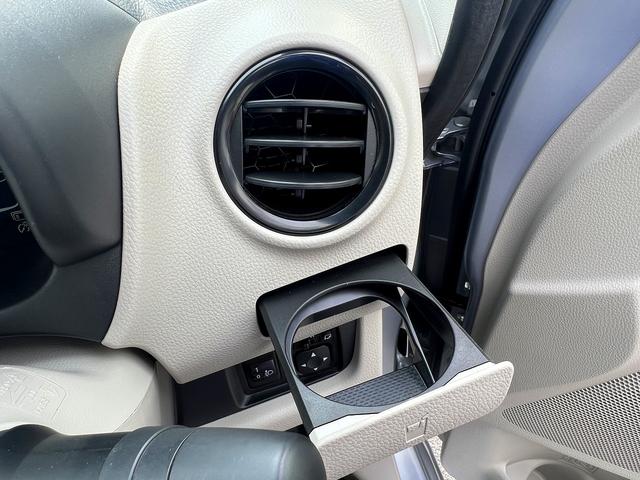 デイズ J☆SDナビ☆ヘッドライトレベライザー☆キーレス☆試乗OK☆ SDナビTV☆キーレスエントリー☆ETC☆ヘッドライトレベライザー☆ベンチシート☆アームレスト☆電動格納ミラー☆フロアマット☆ドアバイザー☆プライバシーガラス☆Wエアバッグ☆走行0.7万K☆試乗OK(30枚目)