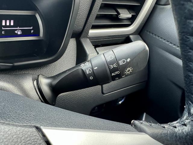 ルーミー カスタムG S☆ナビ☆Bカメラ☆両側パワスラ☆試乗OK☆ ナビTV☆バックカメラ☆両側パワースライドドア☆LEDライト☆スマートキー☆プッシュスタート☆オートエアコン☆前後ドラレコ☆ETC☆スマートアシスト☆クルーズコントロール☆走行5.4万K☆試乗OK(9枚目)