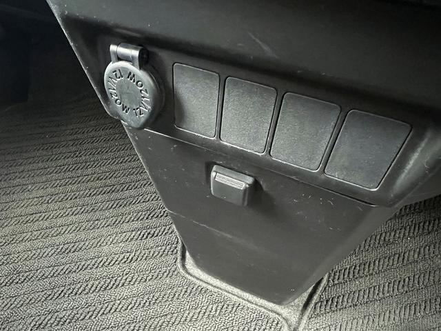 ルーミー カスタムG S☆ナビ☆Bカメラ☆両側パワスラ☆試乗OK☆ ナビTV☆バックカメラ☆両側パワースライドドア☆LEDライト☆スマートキー☆プッシュスタート☆オートエアコン☆前後ドラレコ☆ETC☆スマートアシスト☆クルーズコントロール☆走行5.4万K☆試乗OK(20枚目)