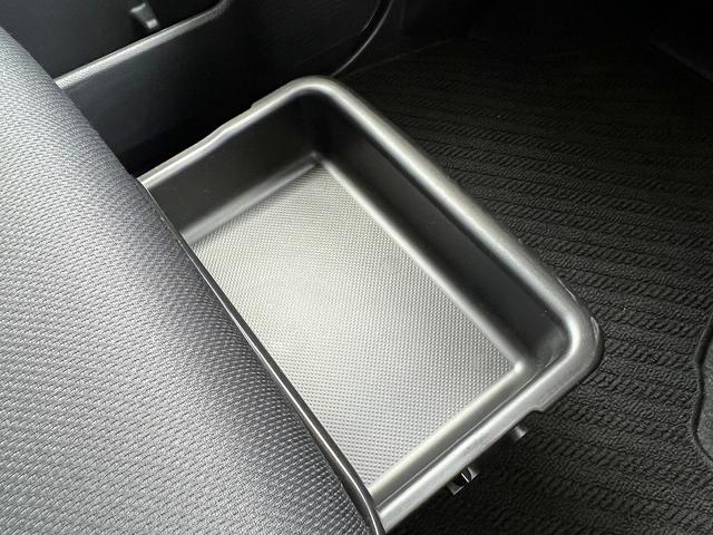 ルーミー カスタムG S☆ナビ☆Bカメラ☆両側パワスラ☆試乗OK☆ ナビTV☆バックカメラ☆両側パワースライドドア☆LEDライト☆スマートキー☆プッシュスタート☆オートエアコン☆前後ドラレコ☆ETC☆スマートアシスト☆クルーズコントロール☆走行5.4万K☆試乗OK(31枚目)