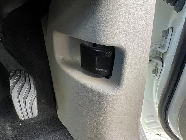 デイズ S☆SDナビ☆エマージェンシーブレーキ☆キーレス☆試乗OK☆ フルセグSDナビ☆エマージェンシーブレーキ☆キーレスエントリー☆オートライト☆オートハイビーム☆ヘッドライトレベライザー☆電格ミラー☆ドアバイザー☆フロアマット☆ベンチシート☆アームレスト☆試乗OK(28枚目)