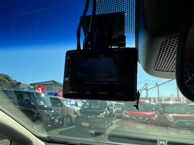 シャトル ハイブリッド　ホンダセンシング☆メモリーナビ☆試乗ＯＫ☆　純正メモリーナビ☆バックカメラ☆スマートキー☆ＥＴＣ☆前後ドライブレコーダー☆オートエアコン☆ホンダセンシング☆アダプティブクルーズコントロール☆ＬＫＡＳ☆電動格納ミラー☆走行５．８万キロ☆試乗ＯＫ（16枚目）