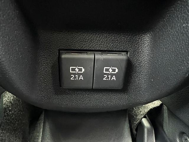 ロッキー プレミアムG HEV☆ディスプレイオーディオ☆試乗OK☆ ディスプレイオーディオ☆バックカメラ☆ハーフレザーシート☆前席シートヒーター☆LEDオートライト☆17AW☆スマートアシスト☆レーダークルーズC☆S-PDL☆電子パーキング☆電動格納ミラー☆試乗OK(24枚目)