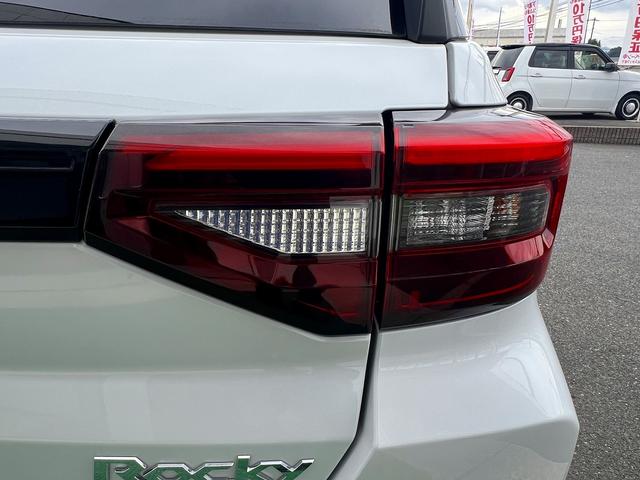 ロッキー プレミアムG HEV☆ディスプレイオーディオ☆試乗OK☆ ディスプレイオーディオ☆バックカメラ☆ハーフレザーシート☆前席シートヒーター☆LEDオートライト☆17AW☆スマートアシスト☆レーダークルーズC☆S-PDL☆電子パーキング☆電動格納ミラー☆試乗OK(45枚目)