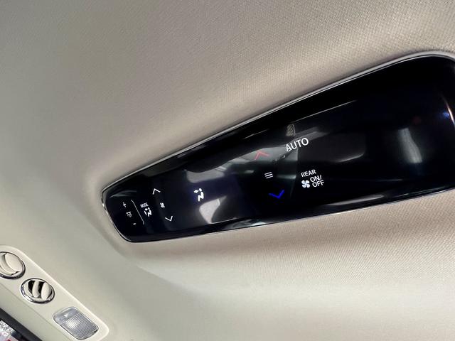 オデッセイ アブソルート・ＥＸ☆１０型ナビ☆全周囲Ｍ☆試乗ＯＫ☆　１オーナー☆純正１０インチナビ☆フリップダウンモニター☆パノラマビューモニター☆両側パワースライドドア☆パワーバックドア☆ハーフレザー☆ホンダセンシング☆ＢＳＭ☆ＥＴＣ２．０☆走行４．５万Ｋ☆試乗ＯＫ（20枚目）