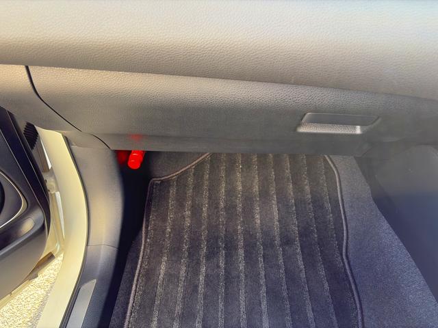 ハリアー エレガンス☆4WD☆エアロ☆9インチナビ☆Bカメラ☆試乗OK ワンオーナー☆4WD☆純正9インチナビ☆バックカメラ☆サンルーフ☆エアロ☆ハーフレザー☆LEDオートライト☆スマートキー☆セーフティセンス☆レーダークルーズ☆ETC☆18AW☆走行2.6万K☆試乗OK(30枚目)