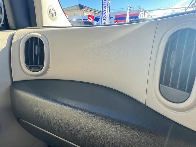 キューブ １５Ｘ　Ｖセレクション☆純正ＳＤナビ☆純正エアロ☆試乗ＯＫ☆　純正ＳＤナビ☆バックカメラ☆純正エアロ☆１５ＡＷ☆インテリジェントキー☆プッシュスタート☆アイドリングストップ☆ビルトインＥＴＣ☆前後ドライブレコーダー☆リアスライドシート☆走行４．９万Ｋ☆試乗ＯＫ（20枚目）