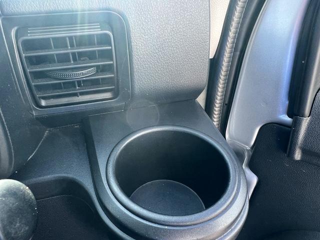 ハイゼットカーゴ クルーズターボＳＡＩＩＩ☆切替４ＷＤ☆キーレス☆試乗ＯＫ☆　切替４ＷＤ☆５速マニュアル☆スマートアシスト３☆純正メモリーナビ☆キーレス☆ＬＥＤオートライト☆ＬＥＤフォグ☆エコアイドル☆ヘッドシェルフ☆電格ミラー☆オートハイビーム☆ライトレベライザー☆試乗ＯＫ（16枚目）