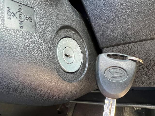 ハイゼットカーゴ クルーズターボＳＡＩＩＩ☆切替４ＷＤ☆キーレス☆試乗ＯＫ☆　切替４ＷＤ☆５速マニュアル☆スマートアシスト３☆純正メモリーナビ☆キーレス☆ＬＥＤオートライト☆ＬＥＤフォグ☆エコアイドル☆ヘッドシェルフ☆電格ミラー☆オートハイビーム☆ライトレベライザー☆試乗ＯＫ（22枚目）