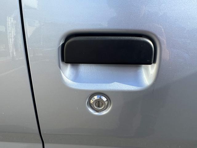 ハイゼットカーゴ クルーズターボＳＡＩＩＩ☆切替４ＷＤ☆キーレス☆試乗ＯＫ☆　切替４ＷＤ☆５速マニュアル☆スマートアシスト３☆純正メモリーナビ☆キーレス☆ＬＥＤオートライト☆ＬＥＤフォグ☆エコアイドル☆ヘッドシェルフ☆電格ミラー☆オートハイビーム☆ライトレベライザー☆試乗ＯＫ（40枚目）