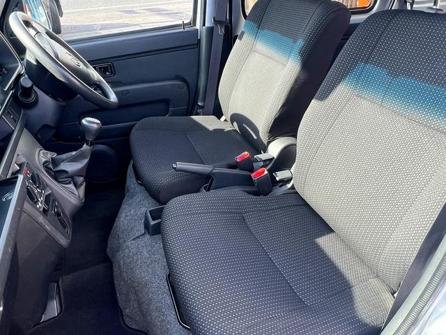 ハイゼットカーゴ クルーズターボＳＡＩＩＩ☆切替４ＷＤ☆キーレス☆試乗ＯＫ☆　切替４ＷＤ☆５速マニュアル☆スマートアシスト３☆純正メモリーナビ☆キーレス☆ＬＥＤオートライト☆ＬＥＤフォグ☆エコアイドル☆ヘッドシェルフ☆電格ミラー☆オートハイビーム☆ライトレベライザー☆試乗ＯＫ（71枚目）