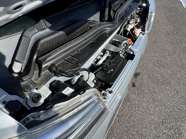 ハイゼットカーゴ クルーズターボＳＡＩＩＩ☆切替４ＷＤ☆キーレス☆試乗ＯＫ☆　切替４ＷＤ☆５速マニュアル☆スマートアシスト３☆純正メモリーナビ☆キーレス☆ＬＥＤオートライト☆ＬＥＤフォグ☆エコアイドル☆ヘッドシェルフ☆電格ミラー☆オートハイビーム☆ライトレベライザー☆試乗ＯＫ（77枚目）