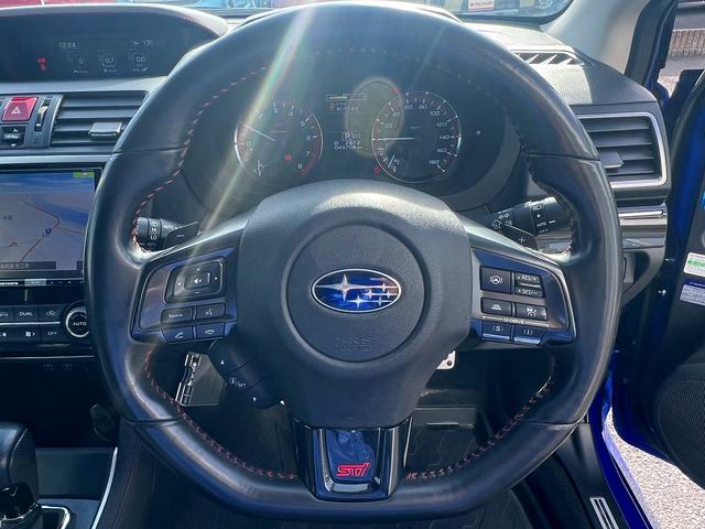 レヴォーグ １．６ＳＴＩスポーツアイサイト　ブラックセレクション　ワンオーナー☆９インチナビ☆サイド＆バックカメラ☆レカロ製ハーフレザーシート☆シートヒーター☆パワーシート☆ＬＥＤライト☆デジタルインナーミラー☆アイサイト☆ＢＳＭ☆１８ＡＷ☆走行４．９万Ｋ☆試乗ＯＫ（4枚目）