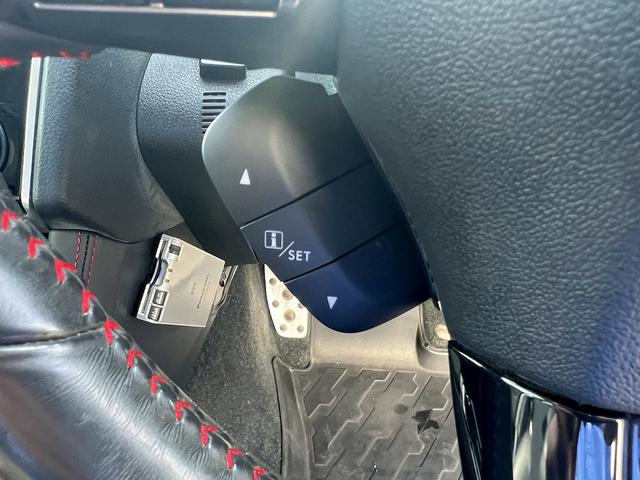 レヴォーグ １．６ＳＴＩスポーツアイサイト　ブラックセレクション　ワンオーナー☆９インチナビ☆サイド＆バックカメラ☆レカロ製ハーフレザーシート☆シートヒーター☆パワーシート☆ＬＥＤライト☆デジタルインナーミラー☆アイサイト☆ＢＳＭ☆１８ＡＷ☆走行４．９万Ｋ☆試乗ＯＫ（7枚目）