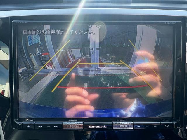 レヴォーグ １．６ＳＴＩスポーツアイサイト　ブラックセレクション　ワンオーナー☆９インチナビ☆サイド＆バックカメラ☆レカロ製ハーフレザーシート☆シートヒーター☆パワーシート☆ＬＥＤライト☆デジタルインナーミラー☆アイサイト☆ＢＳＭ☆１８ＡＷ☆走行４．９万Ｋ☆試乗ＯＫ（12枚目）