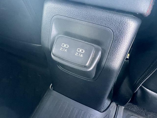 レヴォーグ １．６ＳＴＩスポーツアイサイト　ブラックセレクション　ワンオーナー☆９インチナビ☆サイド＆バックカメラ☆レカロ製ハーフレザーシート☆シートヒーター☆パワーシート☆ＬＥＤライト☆デジタルインナーミラー☆アイサイト☆ＢＳＭ☆１８ＡＷ☆走行４．９万Ｋ☆試乗ＯＫ（28枚目）