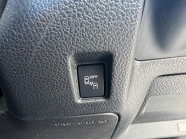 レヴォーグ １．６ＳＴＩスポーツアイサイト　ブラックセレクション　ワンオーナー☆９インチナビ☆サイド＆バックカメラ☆レカロ製ハーフレザーシート☆シートヒーター☆パワーシート☆ＬＥＤライト☆デジタルインナーミラー☆アイサイト☆ＢＳＭ☆１８ＡＷ☆走行４．９万Ｋ☆試乗ＯＫ（30枚目）