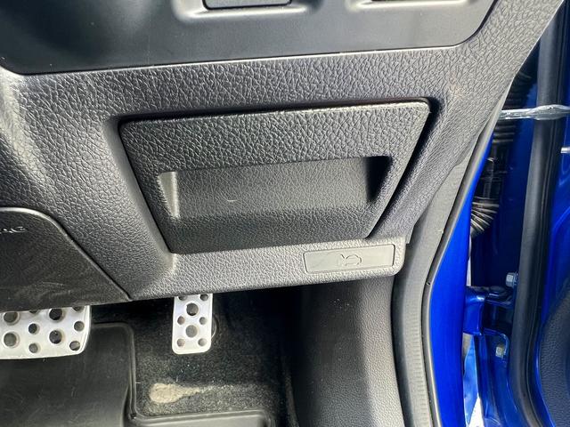 レヴォーグ １．６ＳＴＩスポーツアイサイト　ブラックセレクション　ワンオーナー☆９インチナビ☆サイド＆バックカメラ☆レカロ製ハーフレザーシート☆シートヒーター☆パワーシート☆ＬＥＤライト☆デジタルインナーミラー☆アイサイト☆ＢＳＭ☆１８ＡＷ☆走行４．９万Ｋ☆試乗ＯＫ（37枚目）