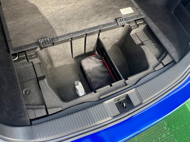 レヴォーグ １．６ＳＴＩスポーツアイサイト　ブラックセレクション　ワンオーナー☆９インチナビ☆サイド＆バックカメラ☆レカロ製ハーフレザーシート☆シートヒーター☆パワーシート☆ＬＥＤライト☆デジタルインナーミラー☆アイサイト☆ＢＳＭ☆１８ＡＷ☆走行４．９万Ｋ☆試乗ＯＫ（59枚目）