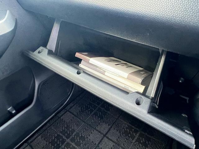 ルーミー カスタムＧ－Ｔ☆ＳＤナビ☆ターボ☆バックカメラ☆試乗ＯＫ☆　ターボ☆純正ＳＤナビ☆バックカメラ☆両側パワースライドドア☆ＬＥＤオートライト☆スマートキー☆アイドリングストップ☆１５ＡＷ☆ＥＴＣ☆スマートアシスト☆クルーズコントロール☆走行４．１万Ｋ☆試乗ＯＫ（28枚目）