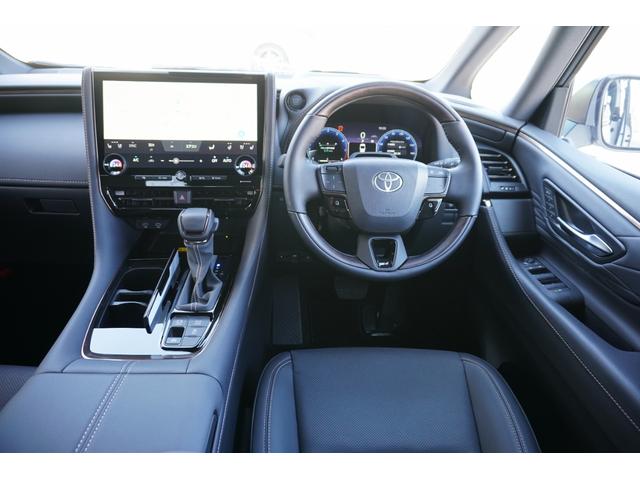 アルファード Ｚ　登録未使用車　モデリスタエアロ／１４インチディスプレイ／左右独立ムーンルーフ／ユニバーサルステップ／ヘッドアップディスプレイ／デジタルインナーミラー／フロアマット（ロイヤル）／アドバンストパーク（2枚目）