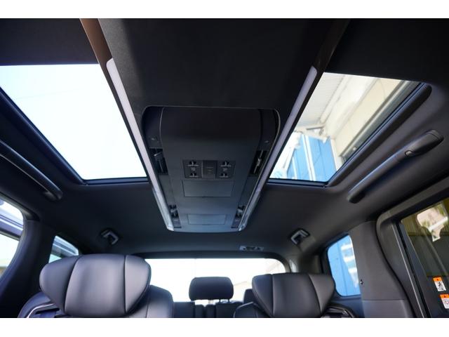 アルファード Ｚ　登録未使用車　モデリスタエアロ／１４インチディスプレイ／左右独立ムーンルーフ／ユニバーサルステップ／ヘッドアップディスプレイ／デジタルインナーミラー／フロアマット（ロイヤル）／アドバンストパーク（8枚目）