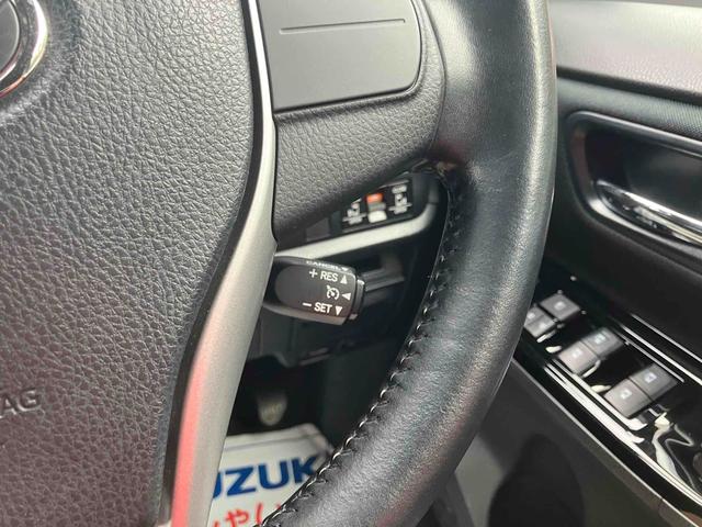 ヴォクシー ZS 煌II 11インチアルパインナビ フリップダウンモニター バックカメラ ETC 社外エアロ デジタルインナーミラー 19インチ社外ホイール インテリジェントクリアランスソナー トヨタセーフティーセンス(8枚目)
