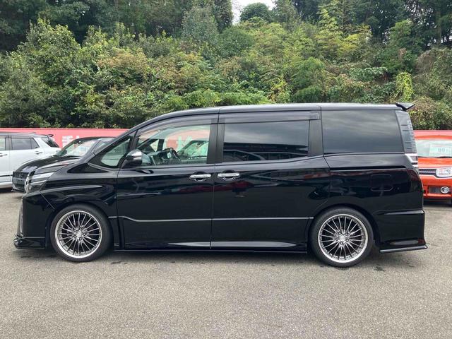 ヴォクシー ZS 煌II 11インチアルパインナビ フリップダウンモニター バックカメラ ETC 社外エアロ デジタルインナーミラー 19インチ社外ホイール インテリジェントクリアランスソナー トヨタセーフティーセンス(13枚目)