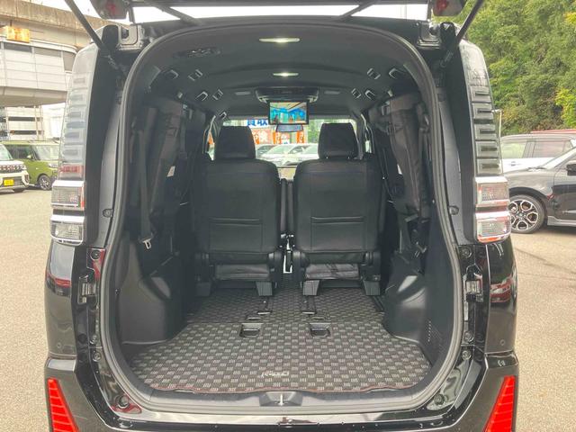 ヴォクシー ZS 煌II 11インチアルパインナビ フリップダウンモニター バックカメラ ETC 社外エアロ デジタルインナーミラー 19インチ社外ホイール インテリジェントクリアランスソナー トヨタセーフティーセンス(29枚目)