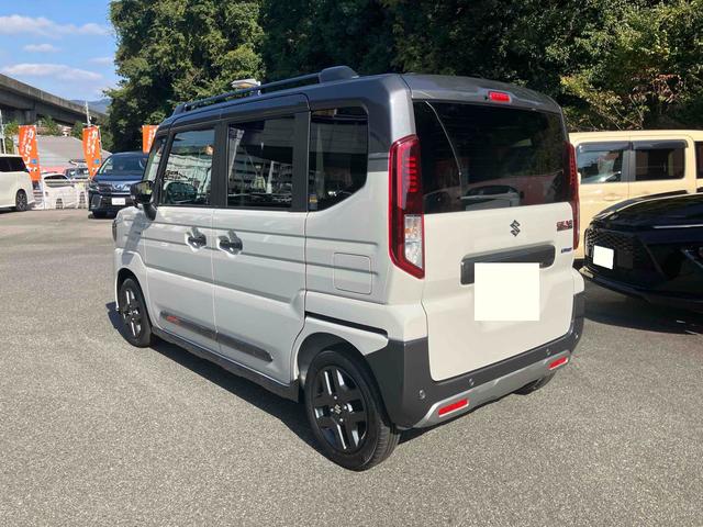 スペーシアギア ハイブリッドＸＺ　ターボ　純正９インチナビ　ＴＶ　全方位カメラ　両側電動スライドドア　レーダークルーズ　ステアリングヒーター　前席シートヒーター　サーキュレーター（15枚目）