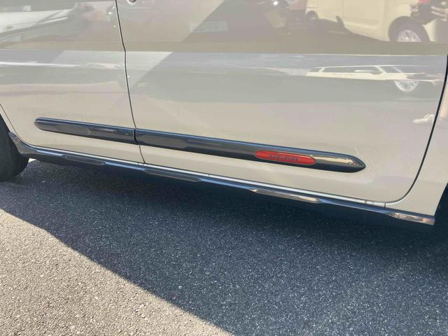 スペーシアギア ハイブリッドＸＺ　ターボ　純正９インチナビ　ＴＶ　全方位カメラ　両側電動スライドドア　レーダークルーズ　ステアリングヒーター　前席シートヒーター　サーキュレーター（18枚目）