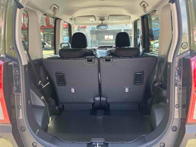 タント ファンクロス　両側電動スライドドア　９インチスマホ連携ディスプレイオーディオ　ＴＶ　衝突被害軽減システム　ＬＥＤヘッドランプ　スマートキー　アイドリングストップ　電動格納ミラー　シートヒーター（18枚目）