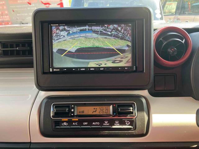 バックカメラ装備。駐車が苦手な方には欠かせません。