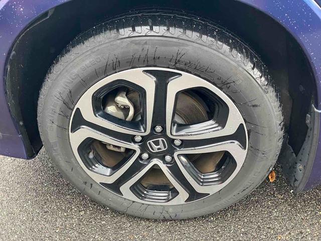 ヴェゼル ハイブリッドＺ・ホンダセンシング　ＥＴＣ　バックカメラ　オートクルーズコントロール　レーンアシスト　衝突被害軽減システム　ナビ　ＴＶ　オートライト　ＬＥＤヘッドランプ　アルミホイール　スマートキー　電動格納ミラー　シートヒーター（20枚目）