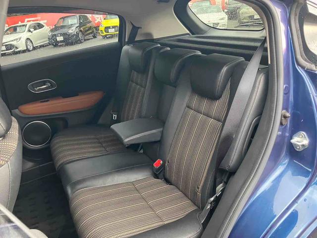 ヴェゼル ハイブリッドＺ・ホンダセンシング　ＥＴＣ　バックカメラ　オートクルーズコントロール　レーンアシスト　衝突被害軽減システム　ナビ　ＴＶ　オートライト　ＬＥＤヘッドランプ　アルミホイール　スマートキー　電動格納ミラー　シートヒーター（25枚目）