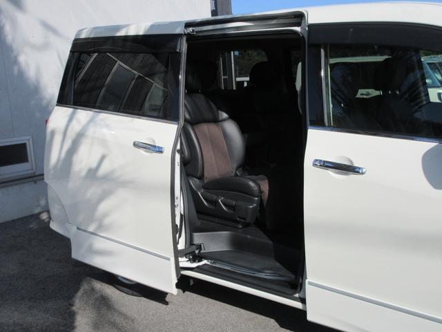 エルグランド 250ハイウェイスター スマートキー・プッシュスタート フルセグナビ バックカメラ ETC フリップダウン(32枚目)