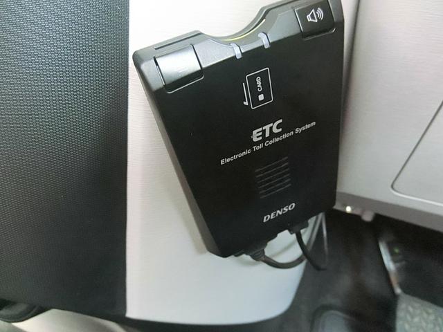iQ 130G MTレザーパッケージ G’s17インチアルミ☆新品タイヤ4本☆オリジナルレザーステアリング(17枚目)