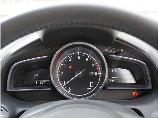 ＭＡＺＤＡ２ １．５　１５Ｓ　ホワイト　コンフォート　３６０°ビュー・モニター　純正ナビ（9枚目）