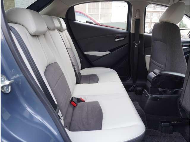 ＭＡＺＤＡ２ １．５　１５Ｓ　ホワイト　コンフォート　３６０°ビュー・モニター　純正ナビ（18枚目）