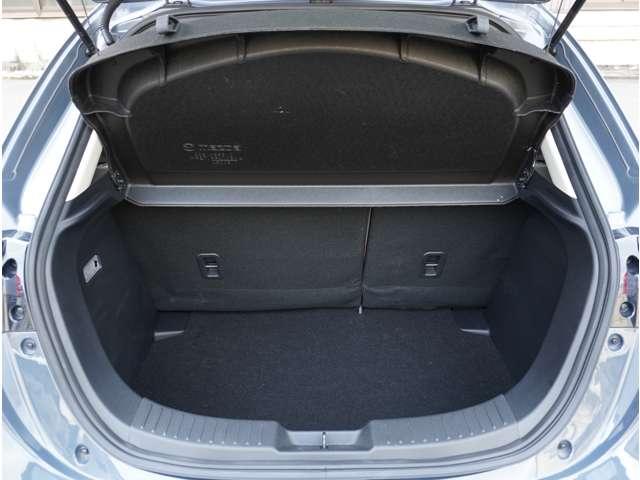 ＭＡＺＤＡ２ １．５　１５Ｓ　ホワイト　コンフォート　３６０°ビュー・モニター　純正ナビ（19枚目）