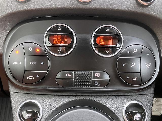 アバルト595 コンペティツィオーネ ABARTロゴ入Sabalt製革&アルカンターラコンビシート アルカンターラ貼メーターフード ツインデュアルマフラー Bremboレッドブレーキキャリパー KONI製FSDショックアブソーバー(10枚目)