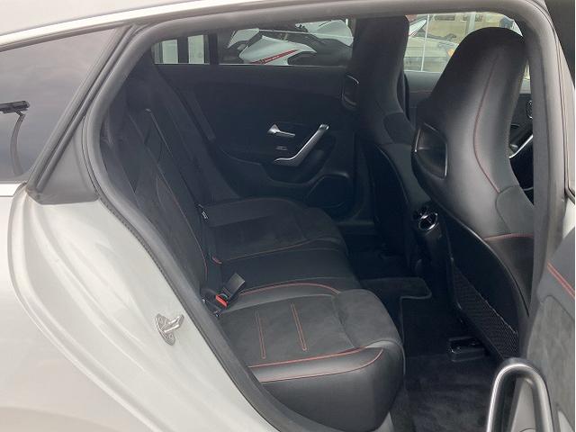 ＣＬＡクラス シューティングブレーク ＣＬＡ２００ｄ　シューティングブレーク　ＡＭＧライン　レーダーセーフティＰＫＧ　アダプティブハイビームアシストプラス　ディスタンスアシストディストロニック　ブラインドスポットアシスト　レーンキーピングアシスト　アクティブパーキングアシスト（40枚目）